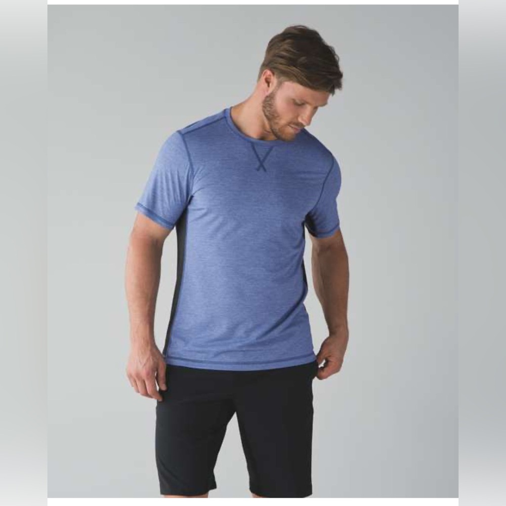 Lululemon mens T.H.E. Crew shirt size small gray and blue